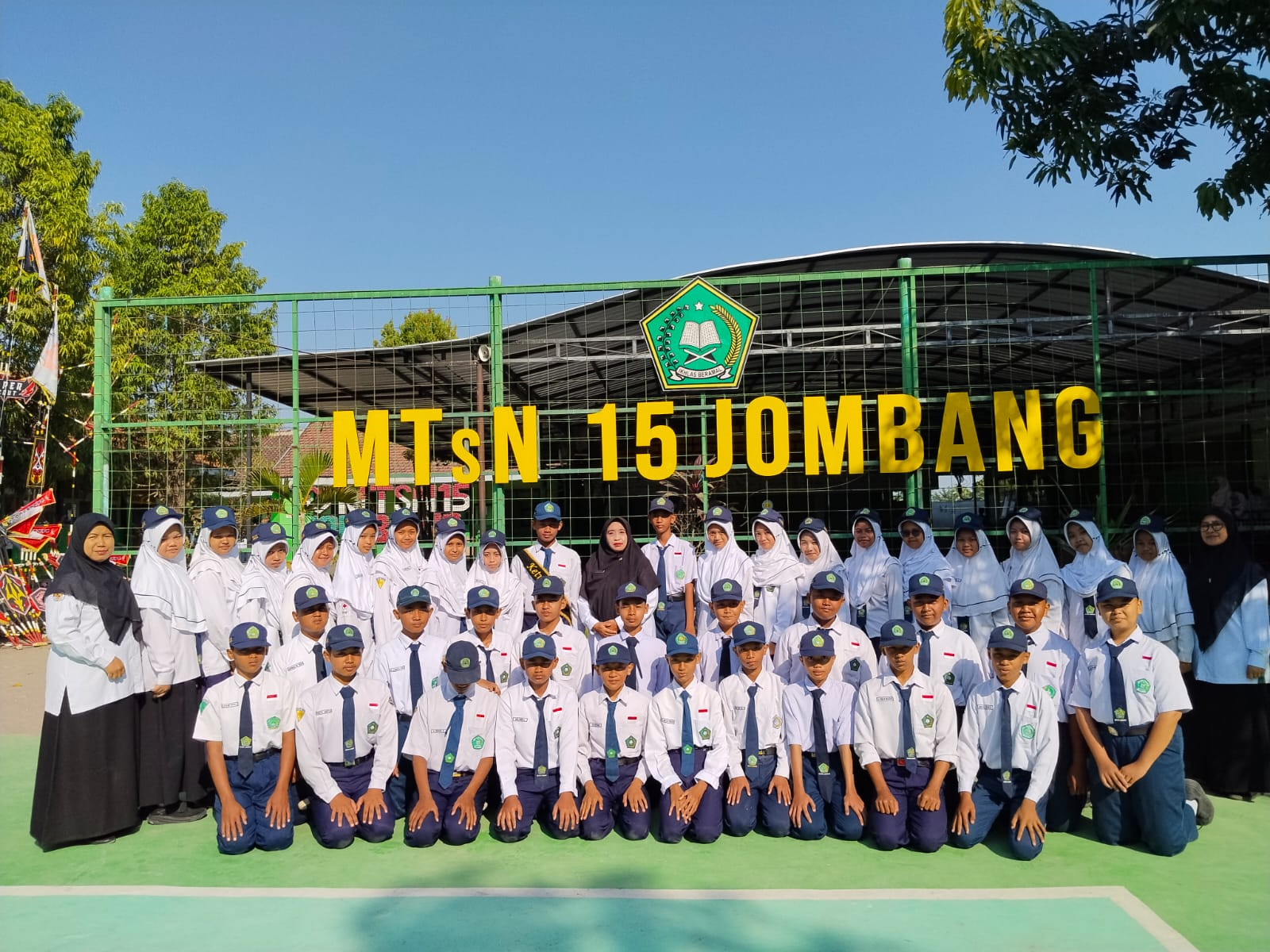 Pengurus OSIM MTsN 15 Jombang 2026/2027 Resmi Dilantik, Siap Menggerakkan Madrasah
